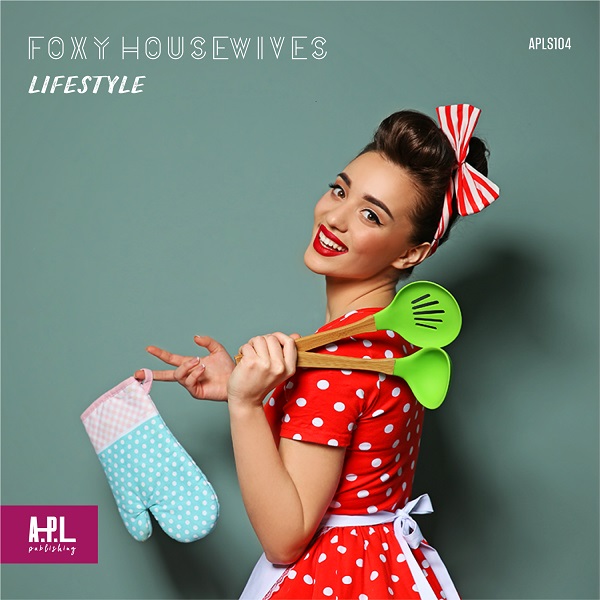 Foxy Housewives